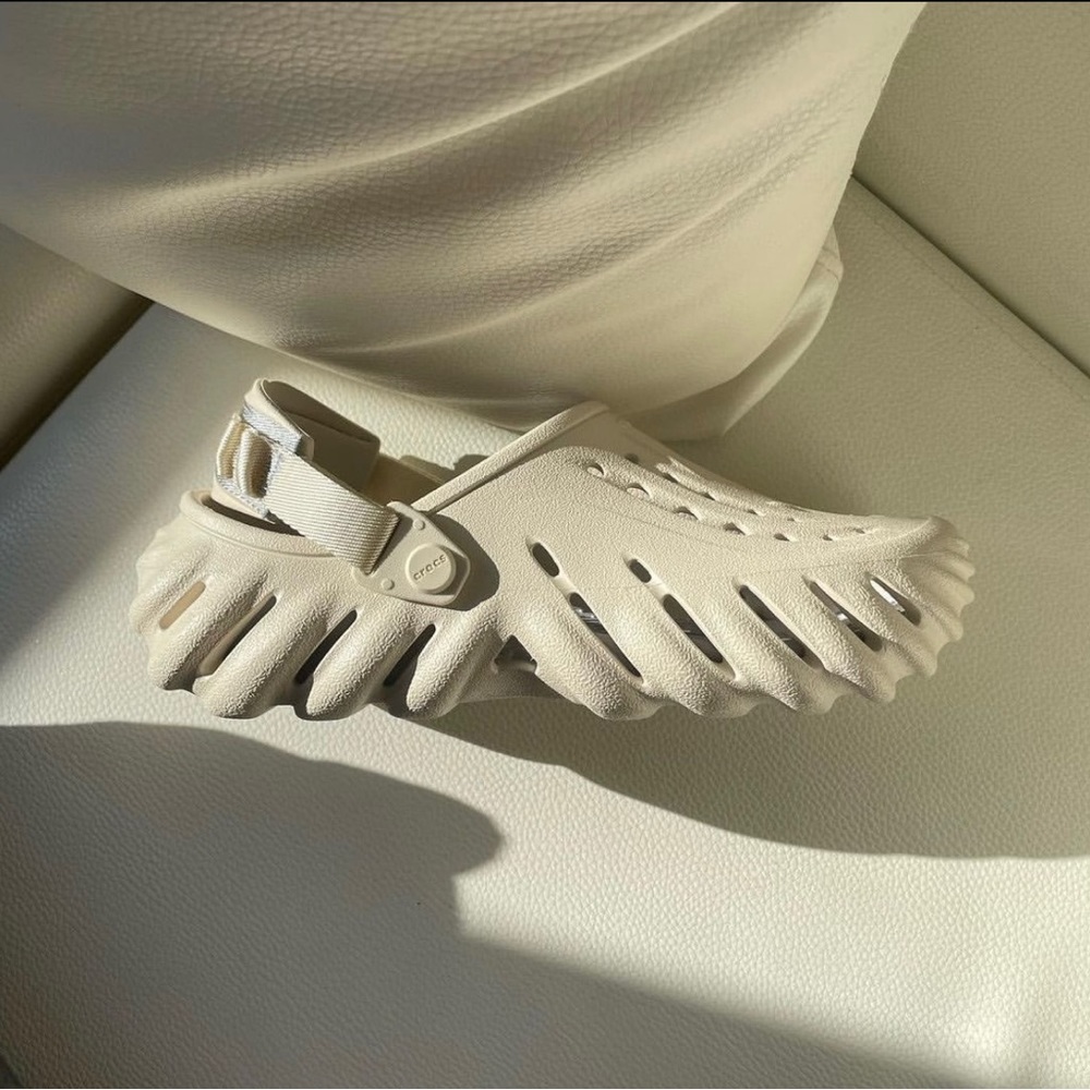 Croc Echo Size 9